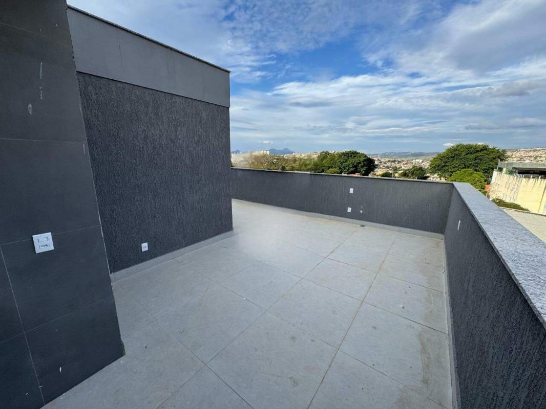 Cobertura, Sagrada Família, 3 Quartos, 2 Vagas, 1 Suíte