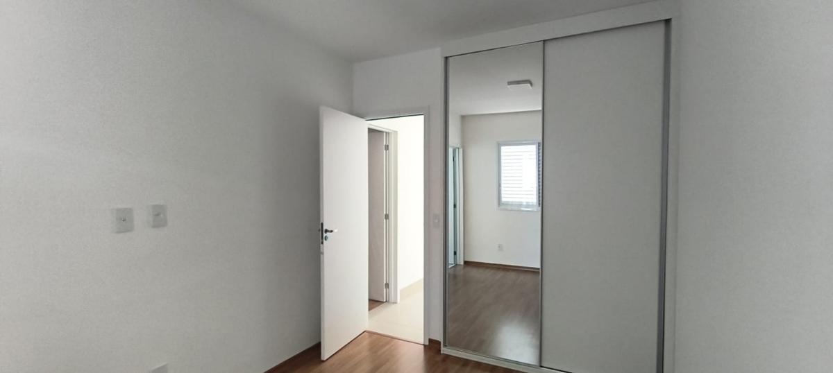 Apartamento, Esplanada, 2 Quartos, 1 Vaga, 1 Suíte