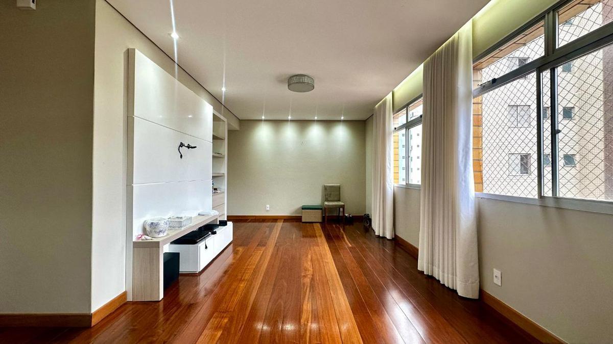 Apartamento, Santa Efigênia, 3 Quartos, 1 Vaga, 1 Suíte