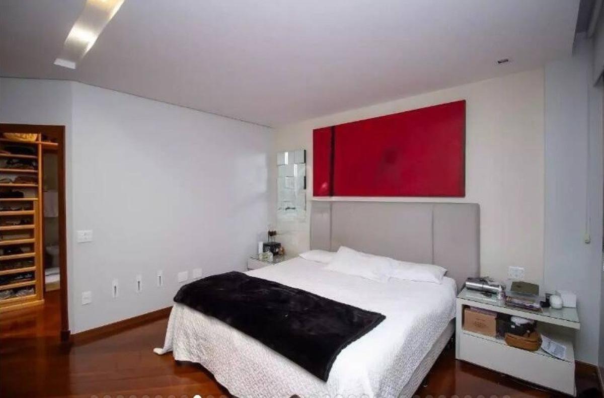 Apartamento, Funcionários, 4 Quartos, 5 Vagas, 2 Suítes