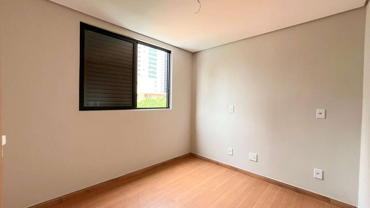 Apartamento, Funcionários, 2 Quartos, 1 Vaga