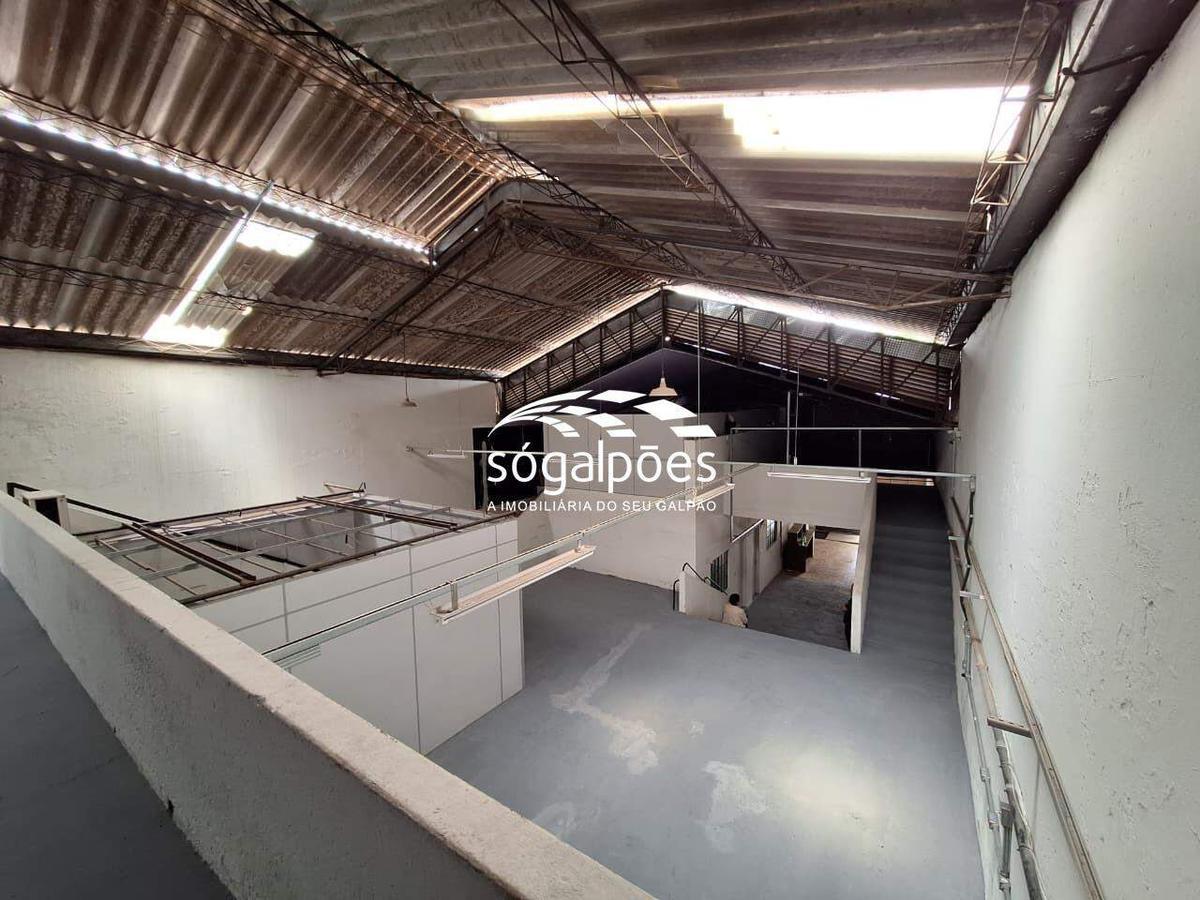 Galpão, Carlos Prates