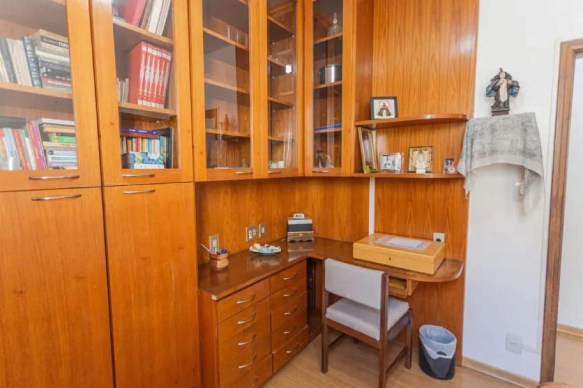 Apartamento, Vila Paris, 4 Quartos, 2 Vagas, 1 Suíte