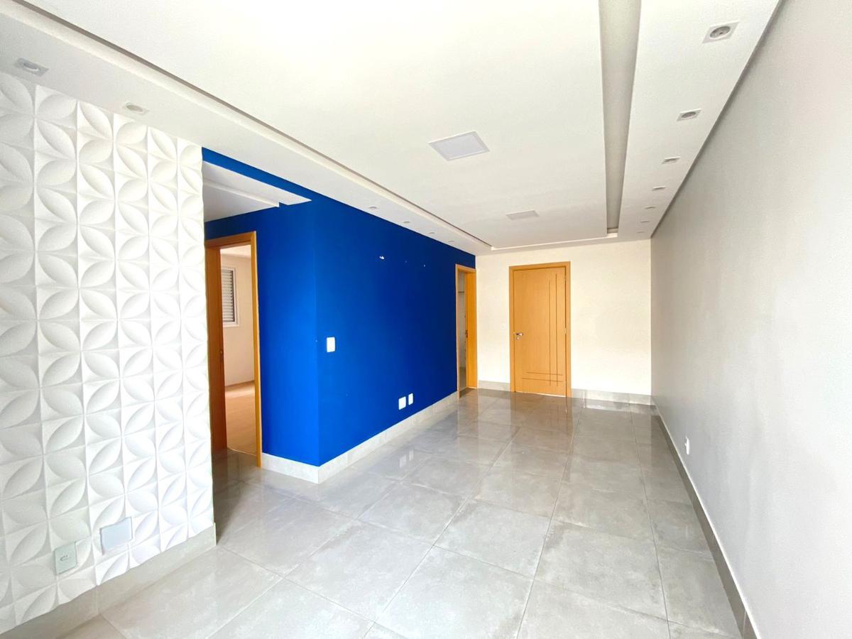 Apartamento, Sagrada Família, 3 Quartos, 2 Vagas, 1 Suíte