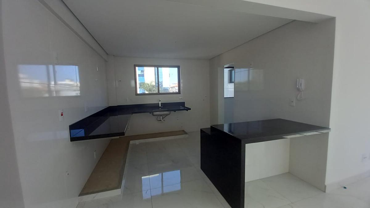 Apartamento, Liberdade, 4 Quartos, 3 Vagas, 2 Suítes