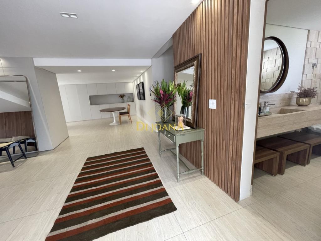 Casa, Ingá Alto, 4 Quartos, 8 Vagas, 4 Suítes