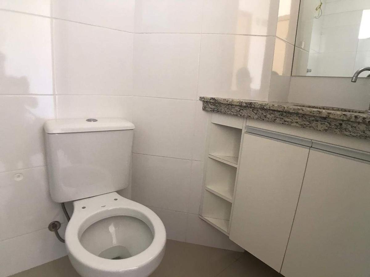 Apartamento, Estoril, 2 Quartos, 2 Vagas, 1 Suíte