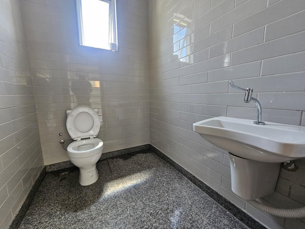 Andar, Estoril, 1 Quarto, 5 Vagas