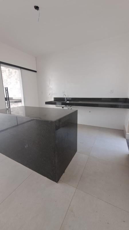 Casa, Novo Campinho, 3 Quartos, 1 Vaga, 1 Suíte