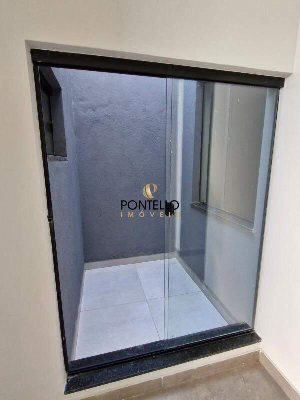 Casa, Jardim Arizona, 3 Quartos, 2 Vagas, 1 Suíte