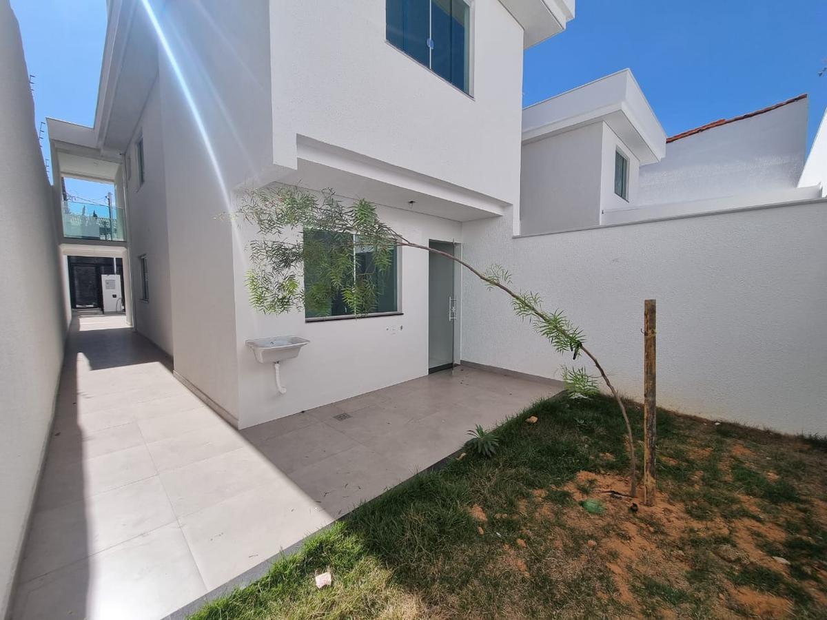 Casa, Planalto, 3 Quartos, 2 Vagas, 1 Suíte