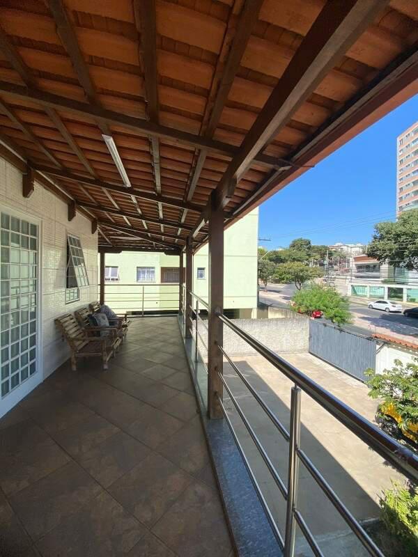 Casa, Jardim Riacho das Pedras, 4 Quartos, 10 Vagas, 2 Suítes