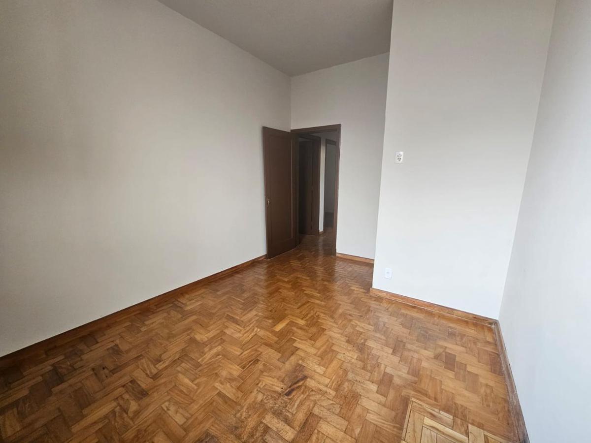 Casa, Renascença, 4 Quartos, 2 Vagas