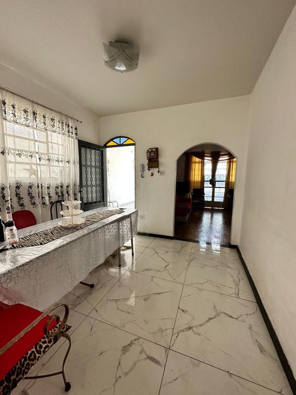 Casa, Sagrada Família, 3 Quartos, 2 Vagas, 1 Suíte