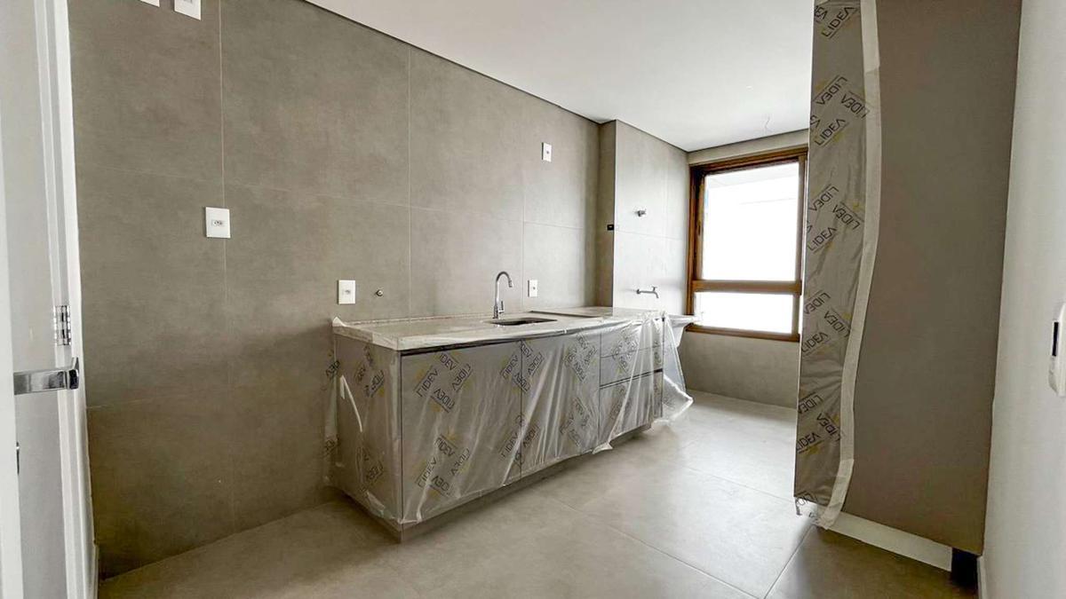 Apartamento, Santa Efigênia, 3 Quartos, 2 Vagas, 3 Suítes