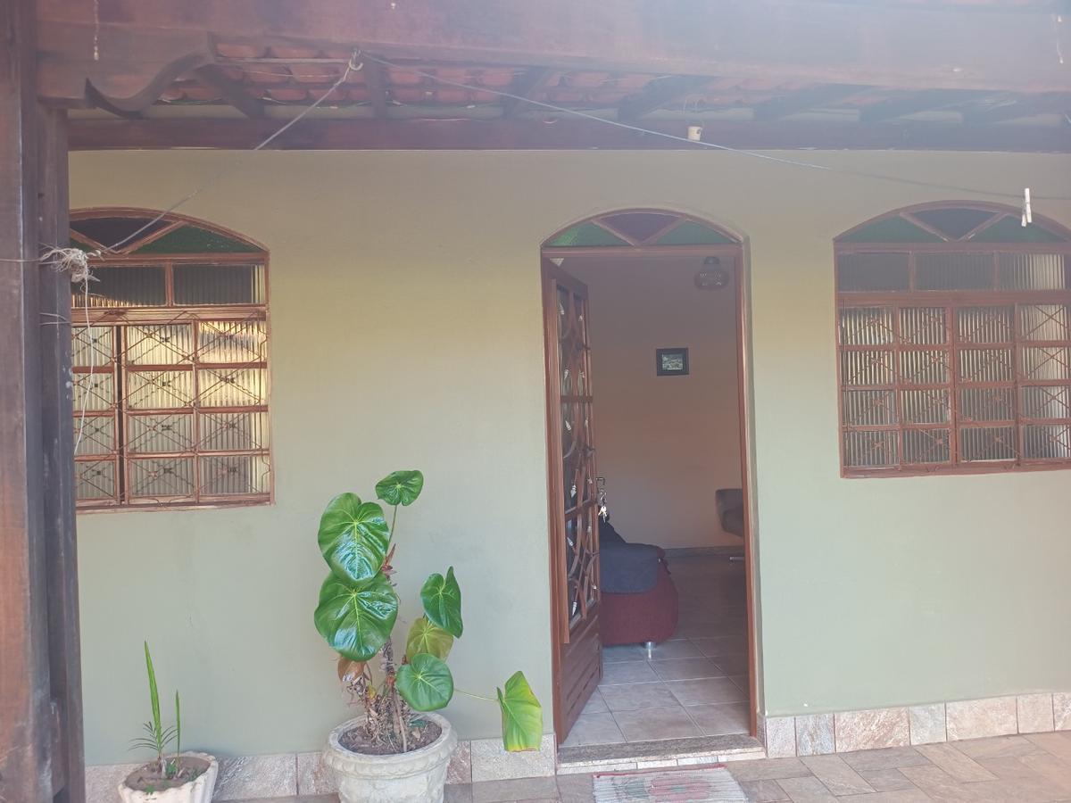 Casa, Santa Helena, 3 Quartos, 0 Vaga