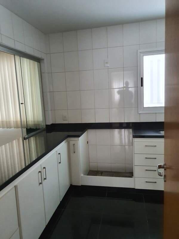 Apartamento, Funcionários, 4 Quartos, 3 Vagas, 1 Suíte