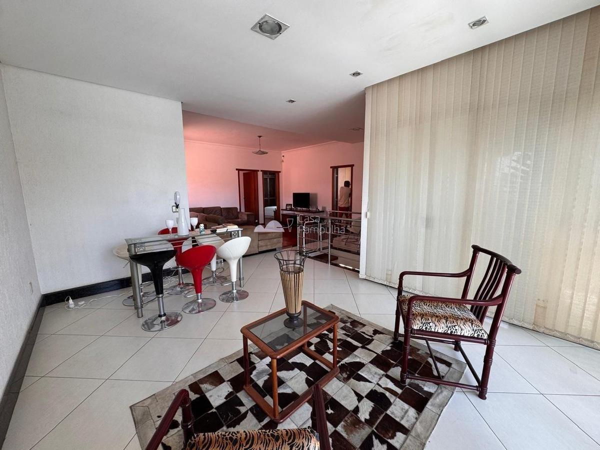 Casa, Itapoã, 4 Quartos, 8 Vagas, 3 Suítes