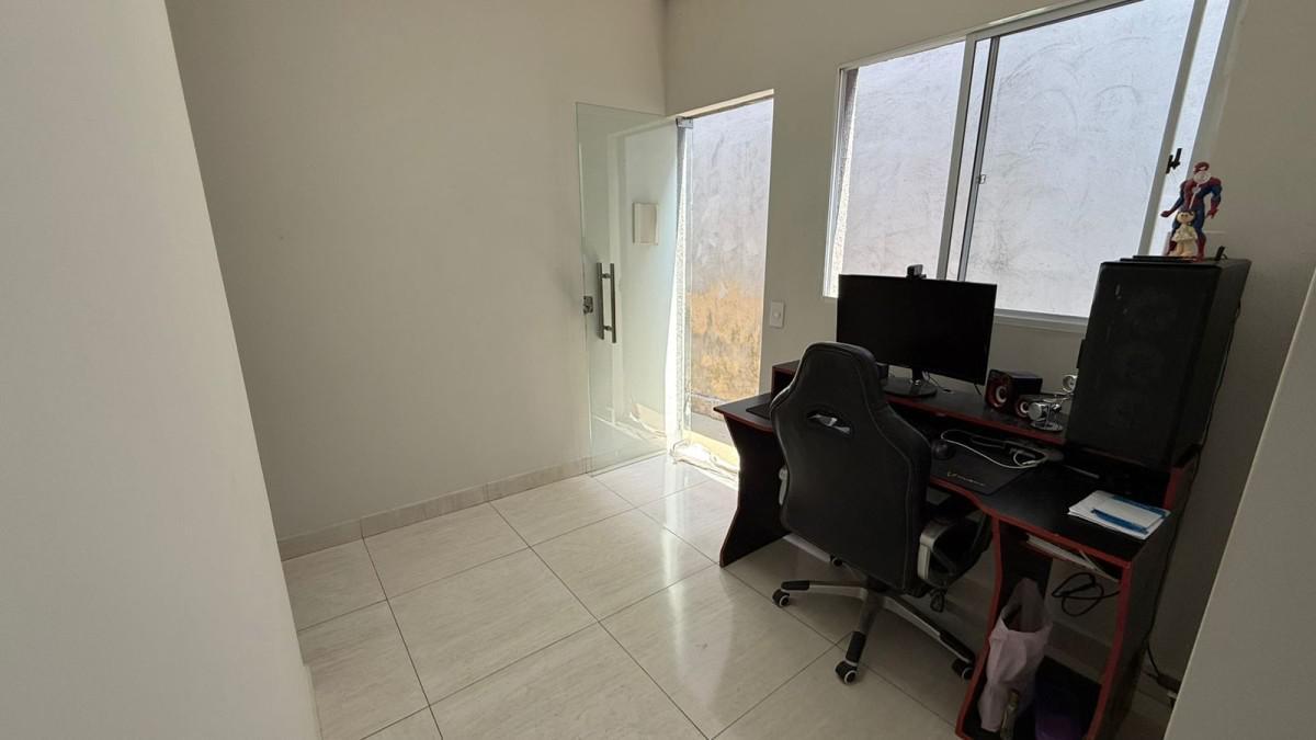 Casa, Masterville, 2 Quartos, 3 Vagas