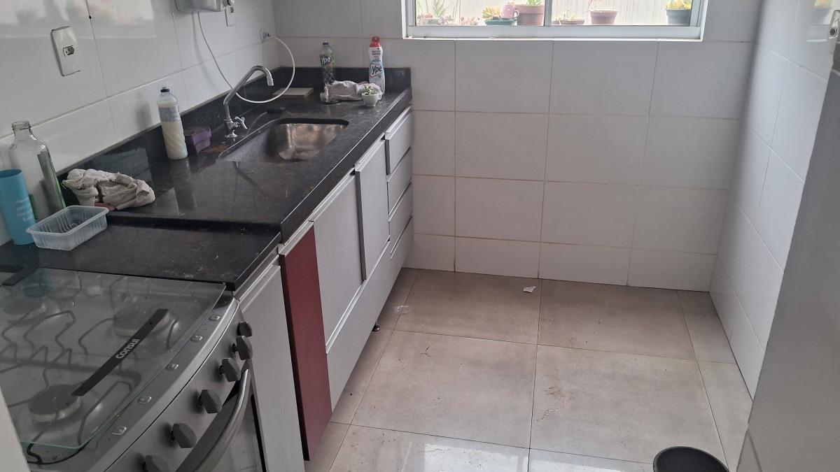 Apartamento, Floresta, 2 Quartos, 1 Vaga, 2 Suítes