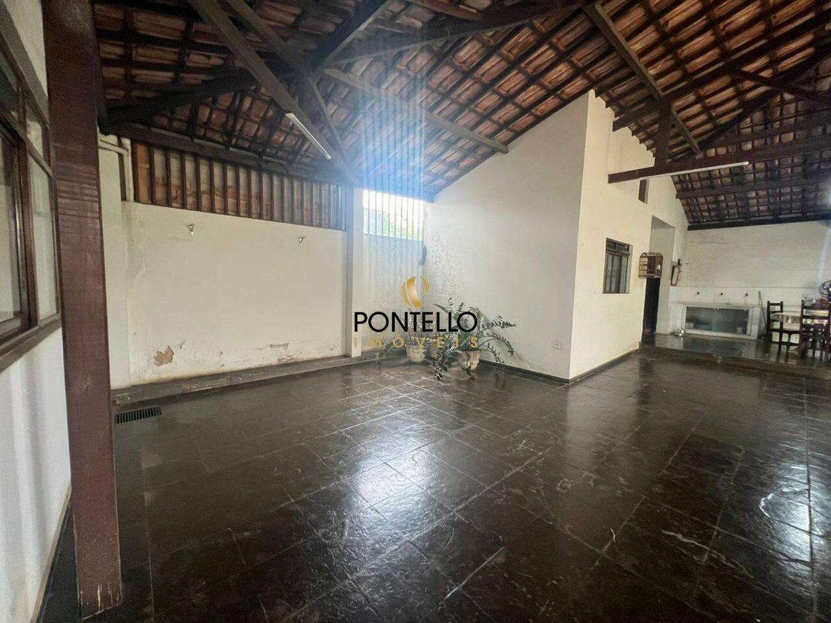 Casa, Jardim Arizona, 6 Quartos, 4 Vagas, 1 Suíte