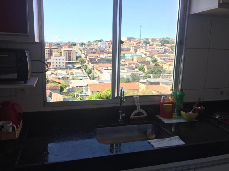 Cobertura, Ressaca, 2 Quartos, 1 Vaga