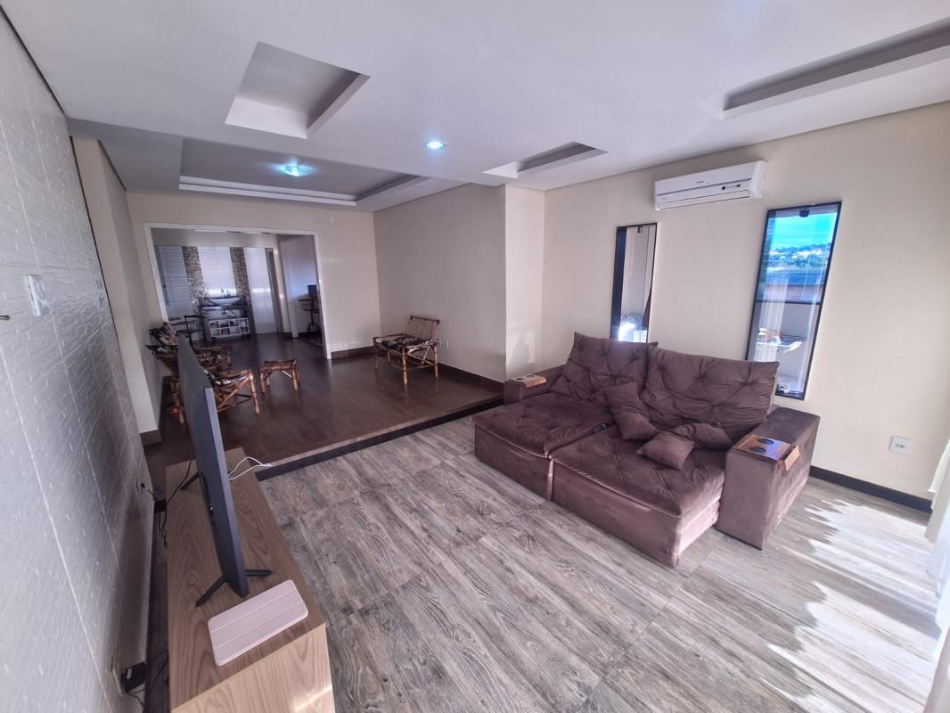 Casa, Sevilha (2 Seção), 3 Quartos, 2 Vagas, 1 Suíte
