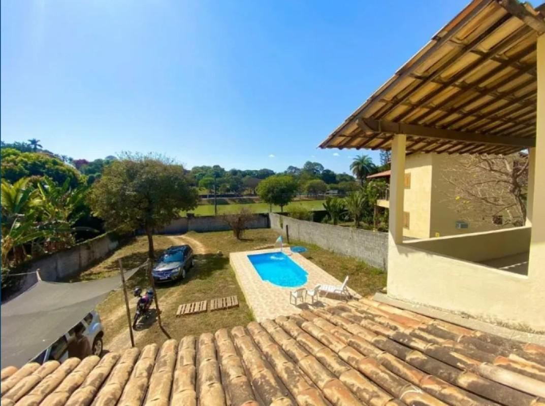 Casa, Braúnas, 4 Quartos, 5 Vagas, 1 Suíte