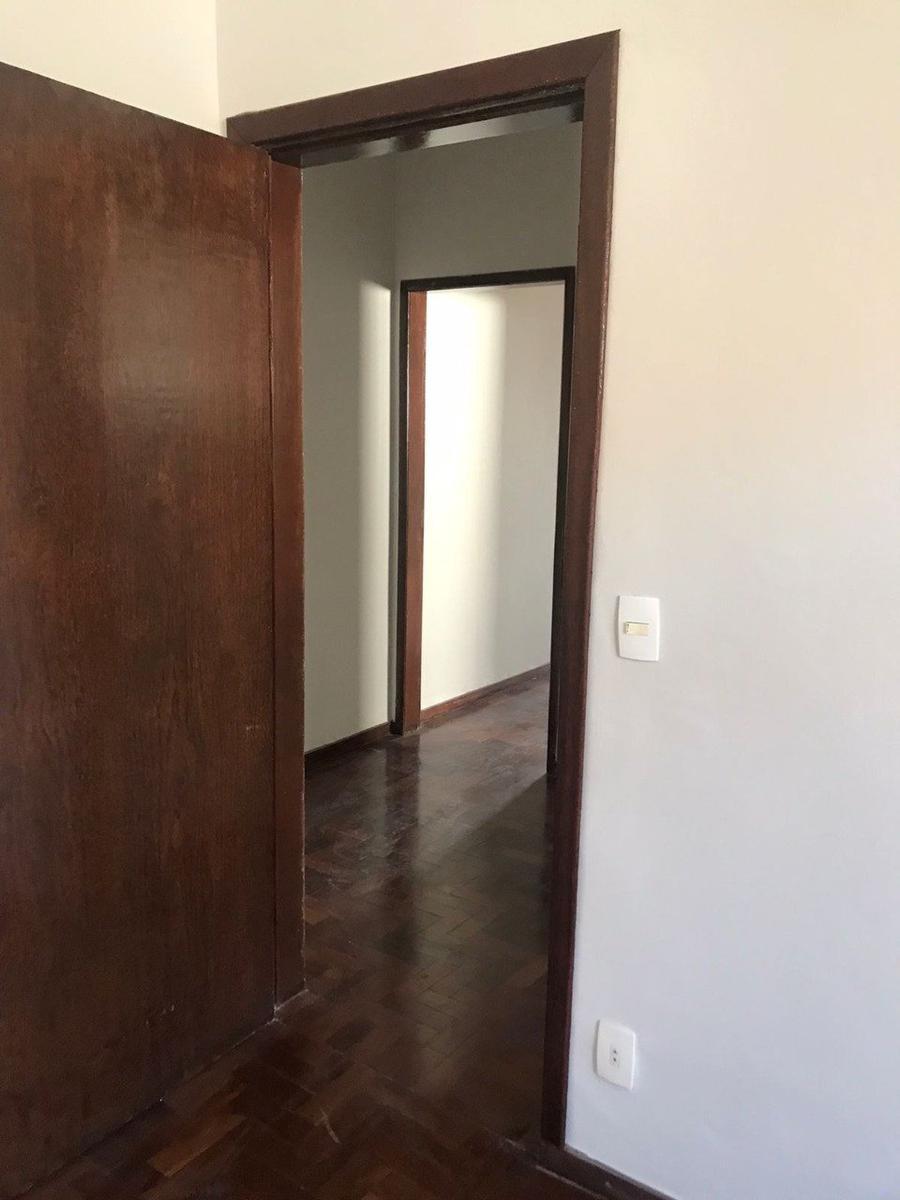 Casa Comercial, Santa Branca, 4 Quartos, 4 Vagas, 2 Suítes