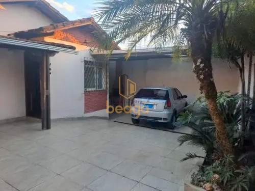 Casa, Alípio de Melo, 3 Quartos, 4 Vagas