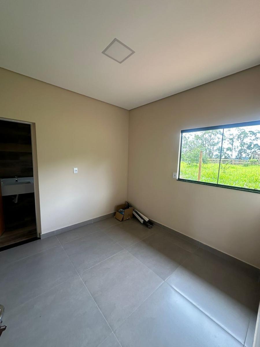 Fazenda, Centro, 3 Quartos, 10 Vagas, 2 Suítes