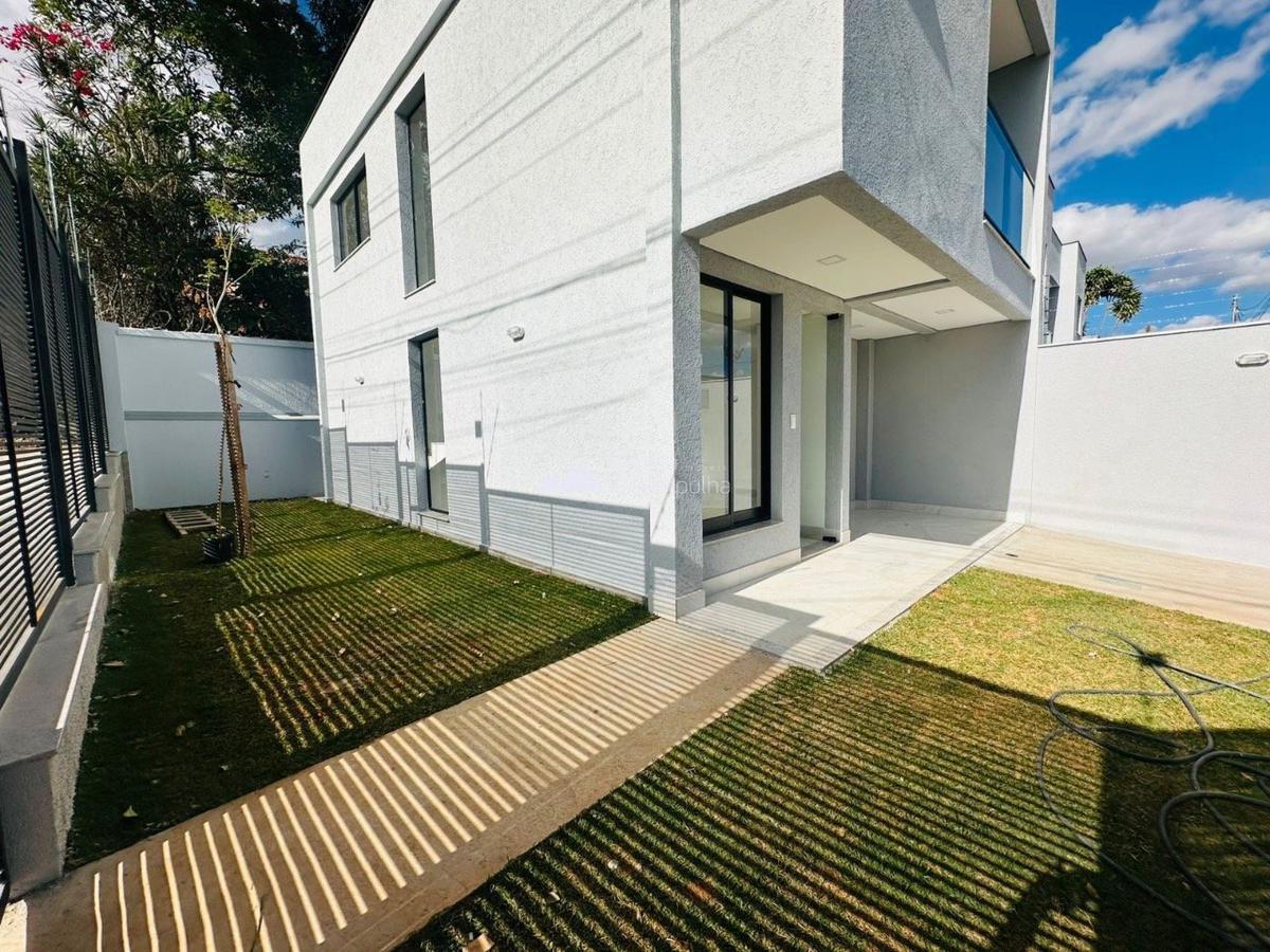 Casa, Planalto, 3 Quartos, 1 Vaga, 1 Suíte