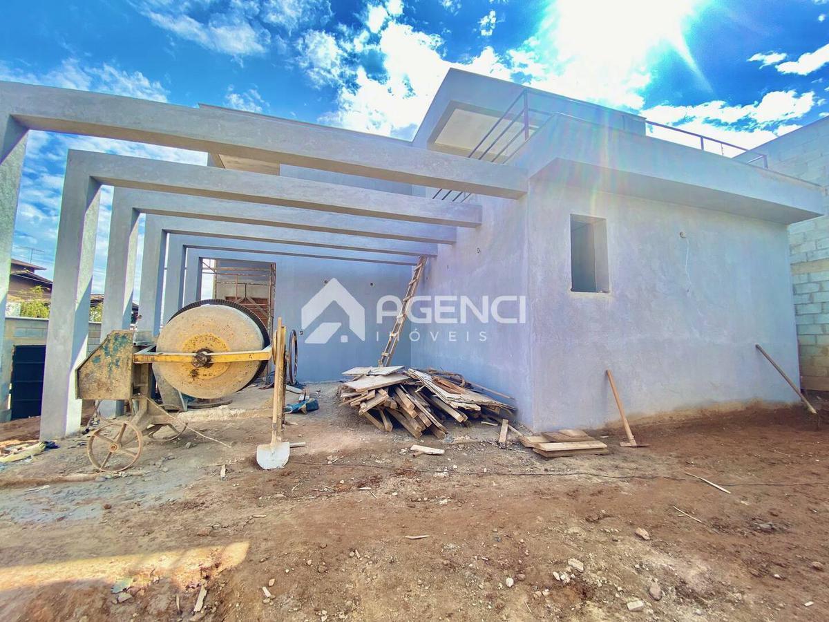 Casa, Vale do Sol, 2 Quartos, 0 Vaga, 1 Suíte