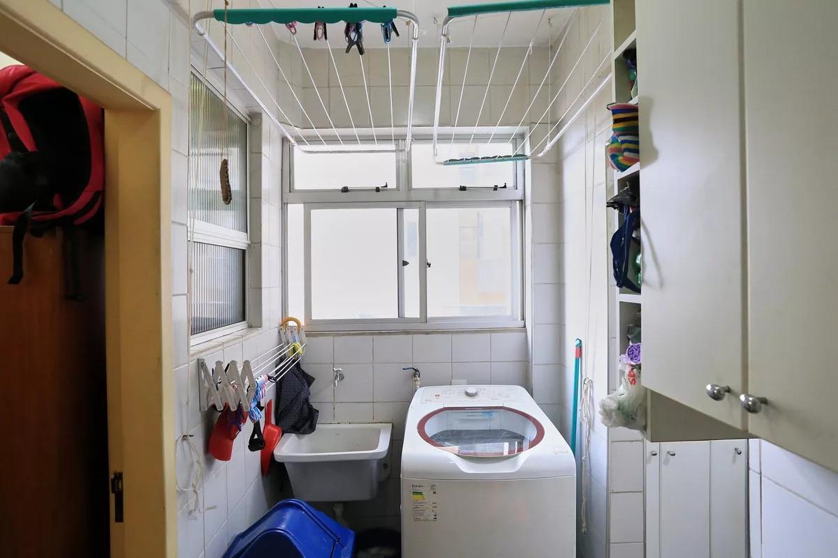 Apartamento, Sagrada Família, 3 Quartos, 1 Vaga, 1 Suíte