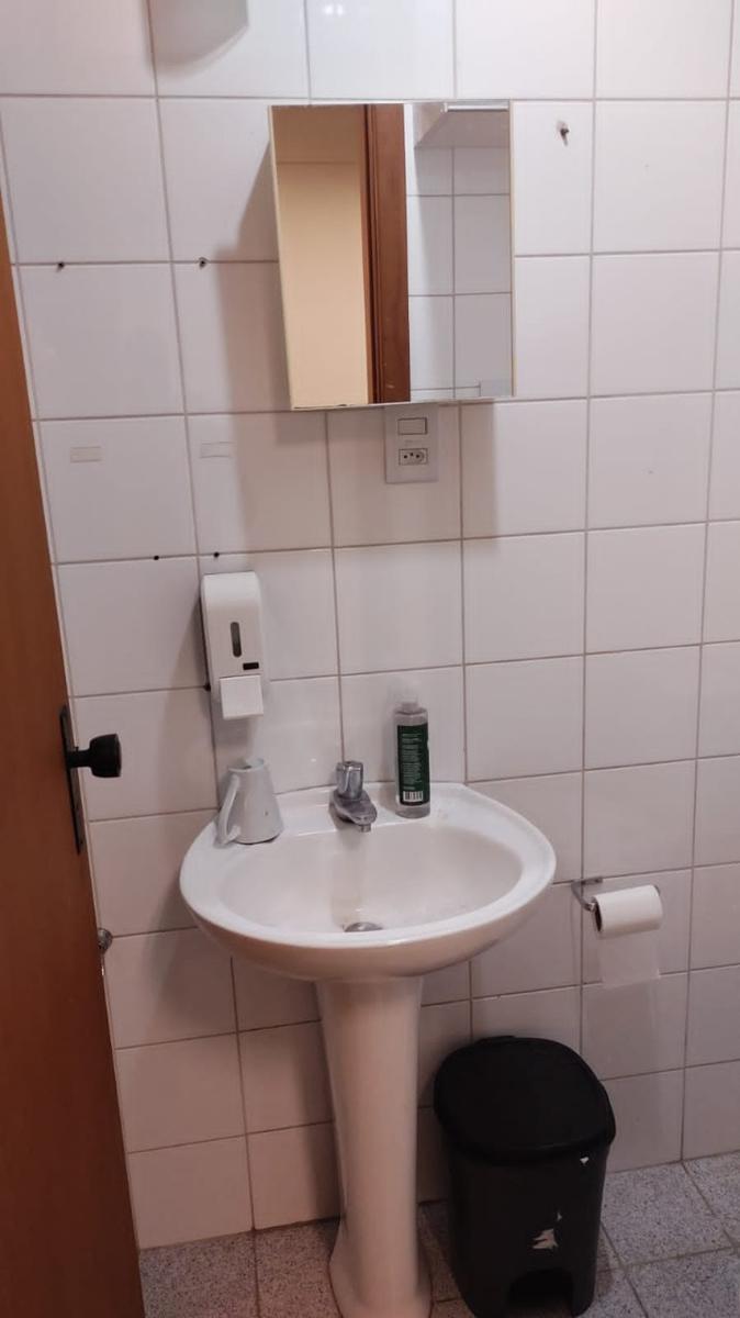 Sala, Estoril, 0 Quarto, 0 Vaga
