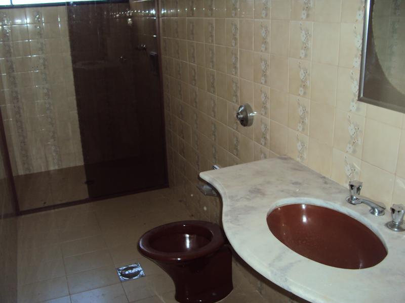 Casa, Vila Clóris, 3 Quartos, 4 Vagas, 1 Suíte