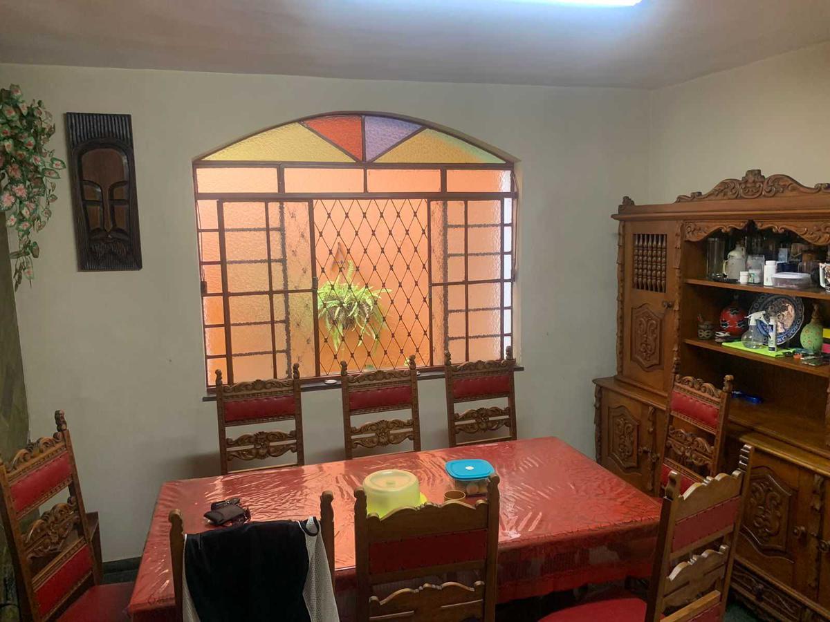Casa, Cidade Nova, 4 Quartos, 3 Vagas, 1 Suíte