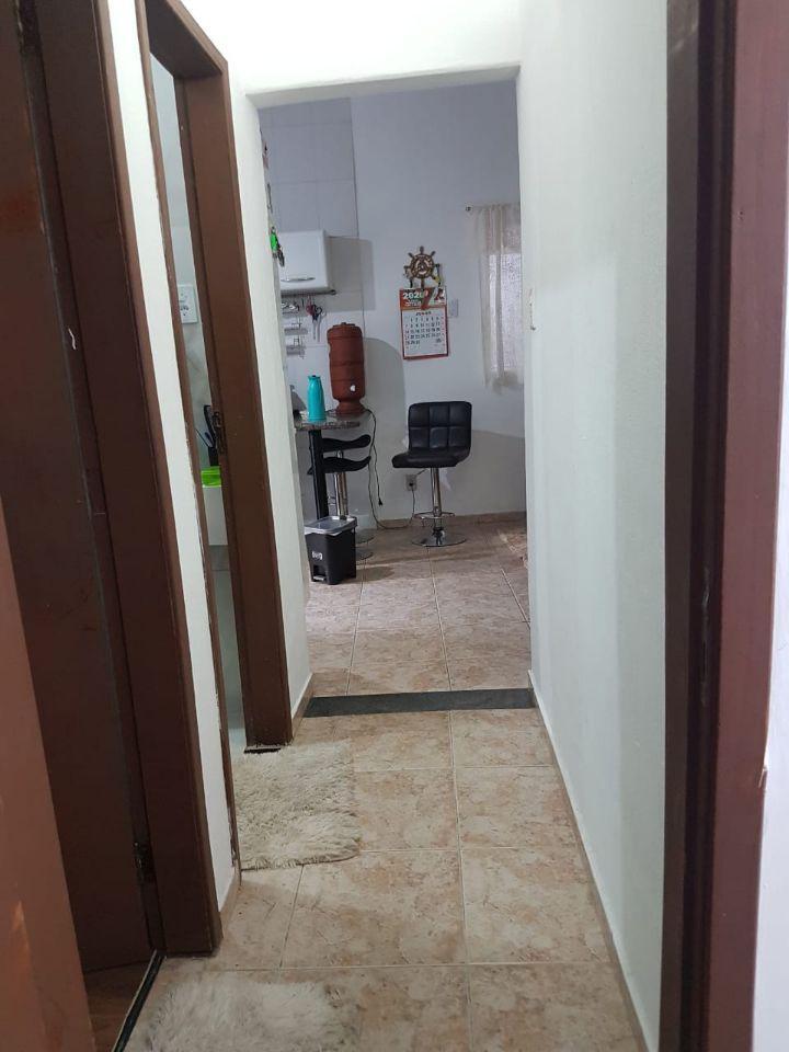 Casa, Industrial, 3 Quartos, 1 Vaga, 1 Suíte