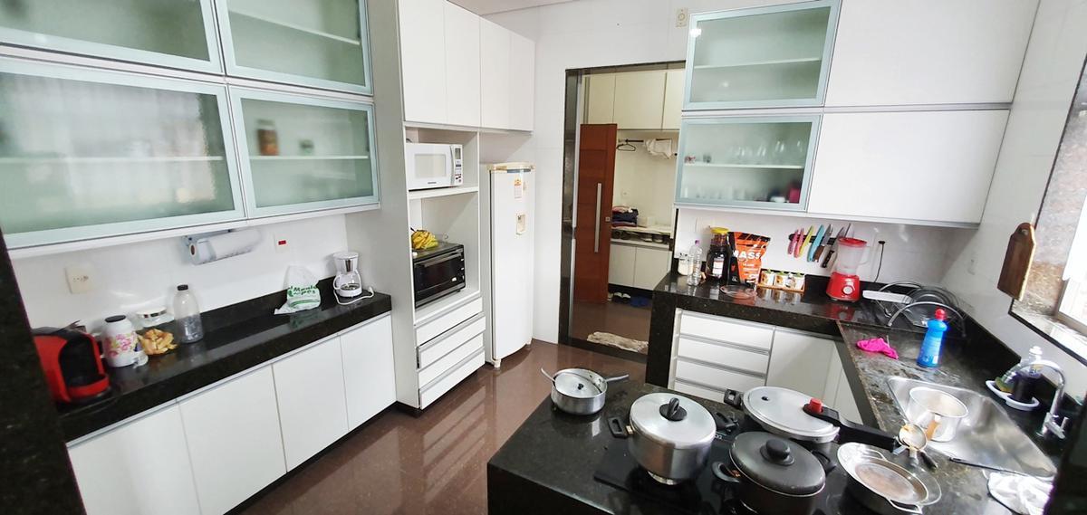 Prédio, Ana Lúcia, 3 Quartos, 2 Vagas, 1 Suíte