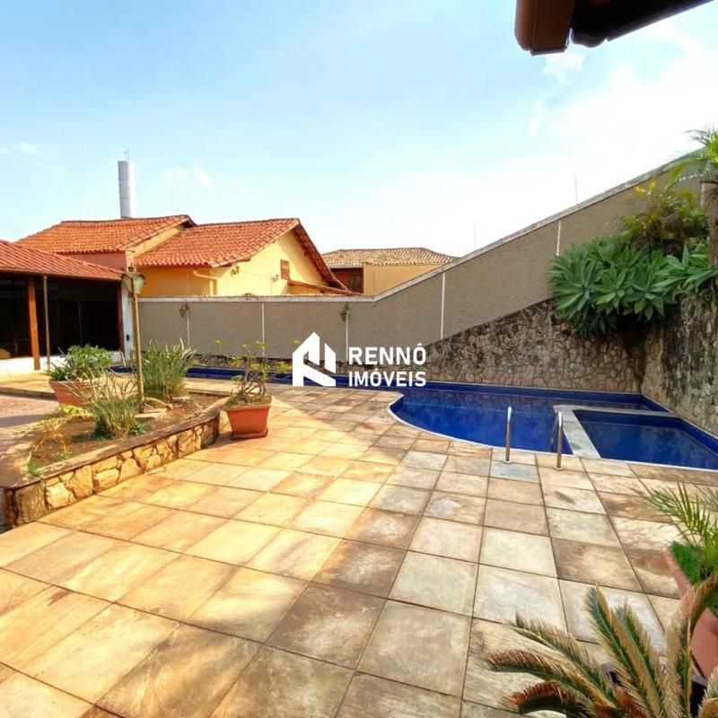 Casa, Santa Lúcia, 5 Quartos, 4 Vagas, 3 Suítes