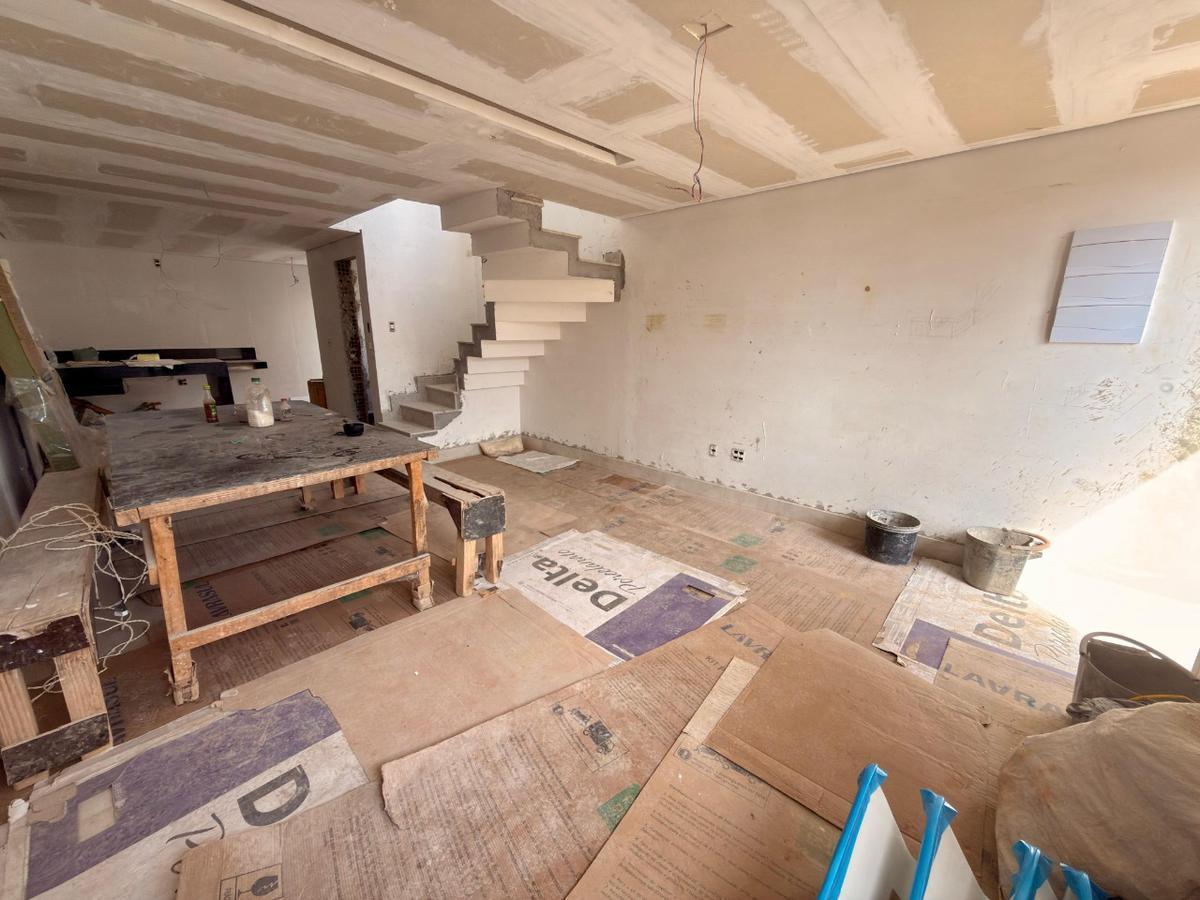 Casa, Santa Amélia, 3 Quartos, 2 Vagas, 1 Suíte