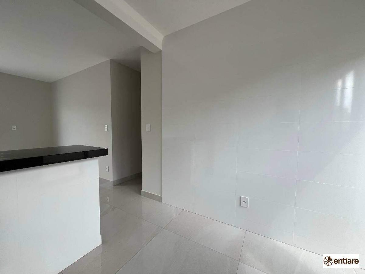 Apartamento, Barreiro, 3 Quartos, 2 Vagas, 1 Suíte