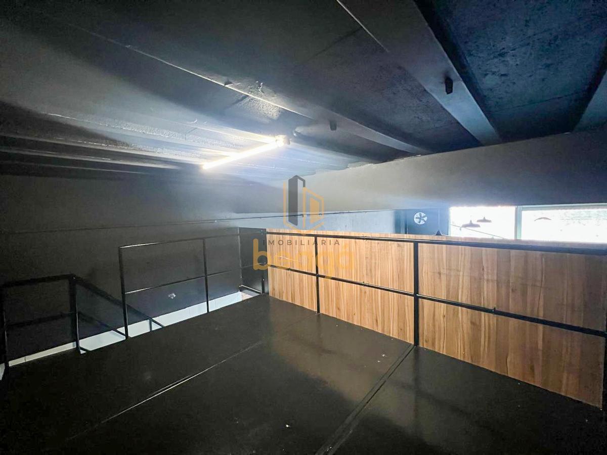 Andar, Coqueiros, 0 Quarto, 4 Vagas