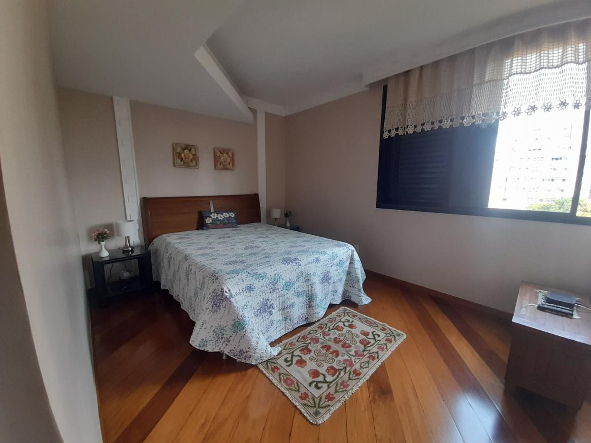 Apartamento, Funcionários, 4 Quartos, 3 Vagas, 2 Suítes