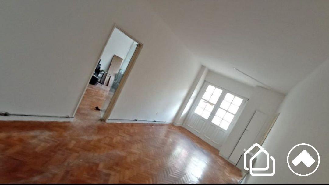 Sala, Centro