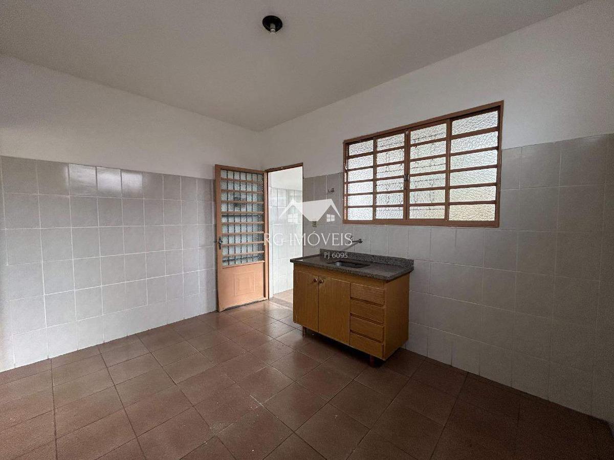 Casa, Betânia, 3 Quartos, 2 Vagas, 1 Suíte