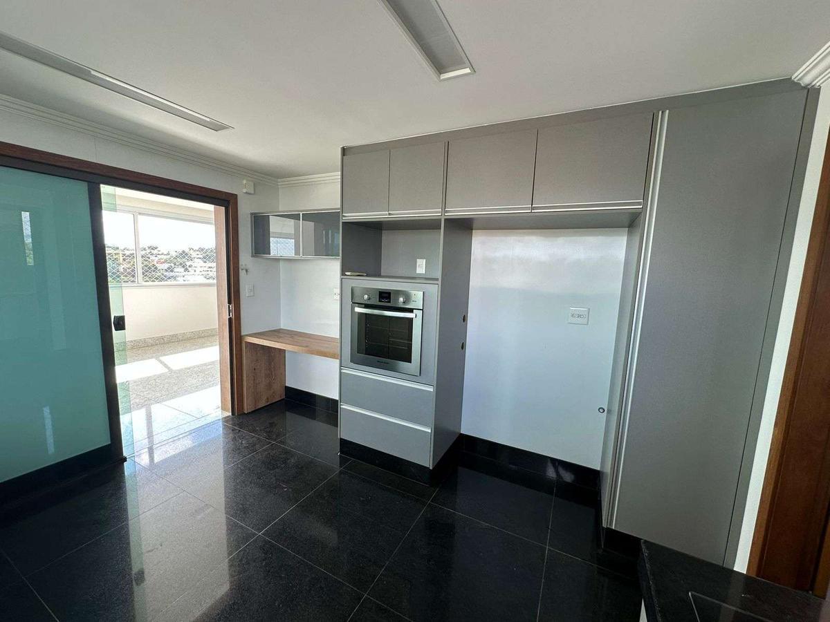 Apartamento, São Luiz (pampulha), 4 Quartos, 5 Vagas, 3 Suítes