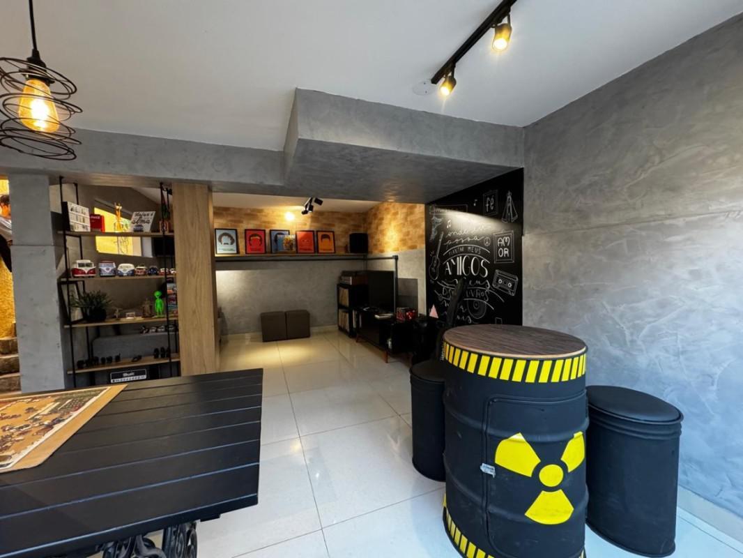 Casa, Paquetá, 3 Quartos, 2 Vagas, 1 Suíte