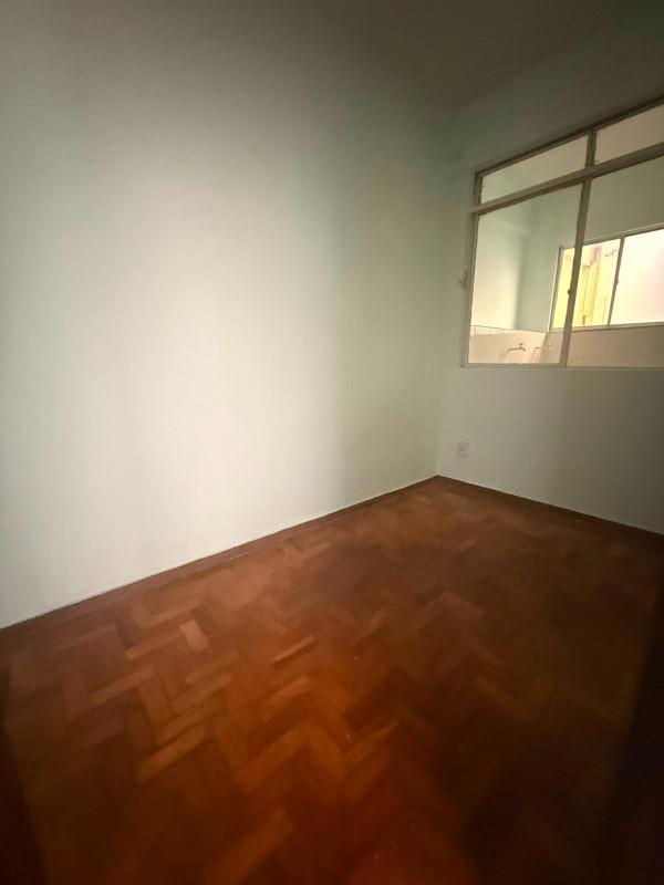 Apartamento, Centro, 2 Quartos, 0 Vaga