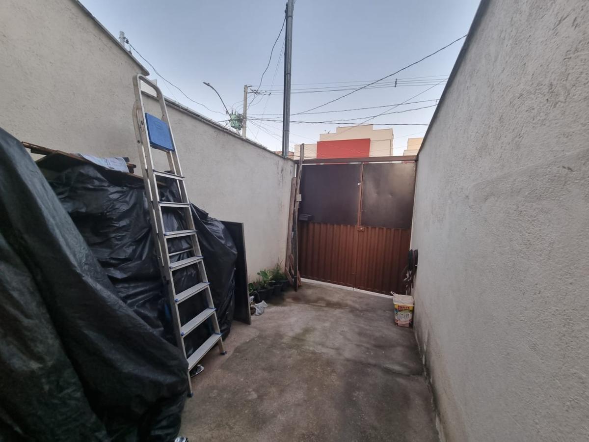 Casa, Eldorado, 2 Quartos, 1 Vaga
